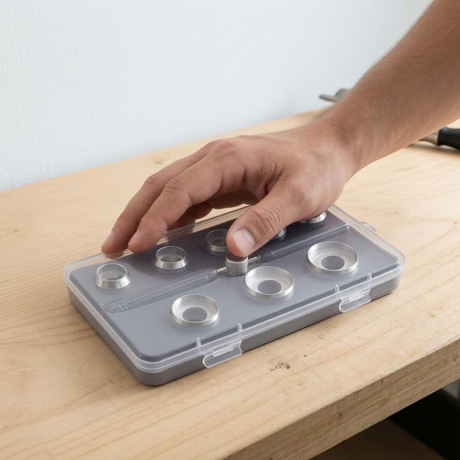 Screw-Back Watch Opener Interc - مراجعة Case Back Opener وسعره