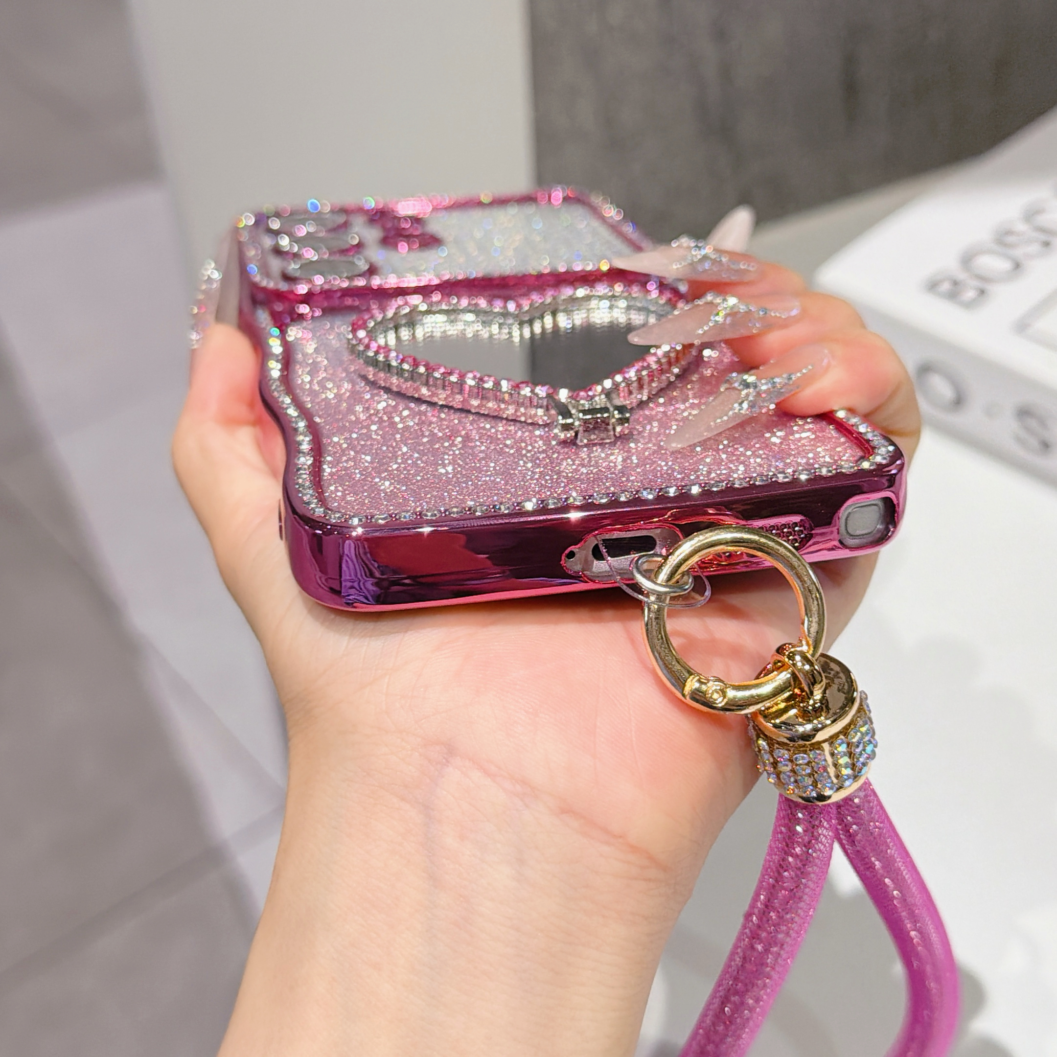 Gradient Glitter Rhinestone Ph - مراجعة Samsung Galaxy Strap وسعره